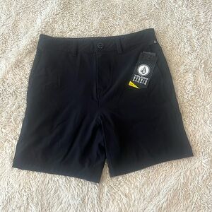 Volcom black hybrid short big kids size 16 NWT